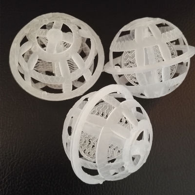 Openable Plastic Cage Ball Tower Packing 50mm For Water Treatment